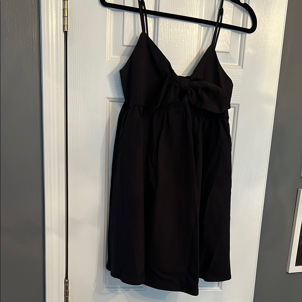 Elegant Black Spaghetti Strap Dress With Bow